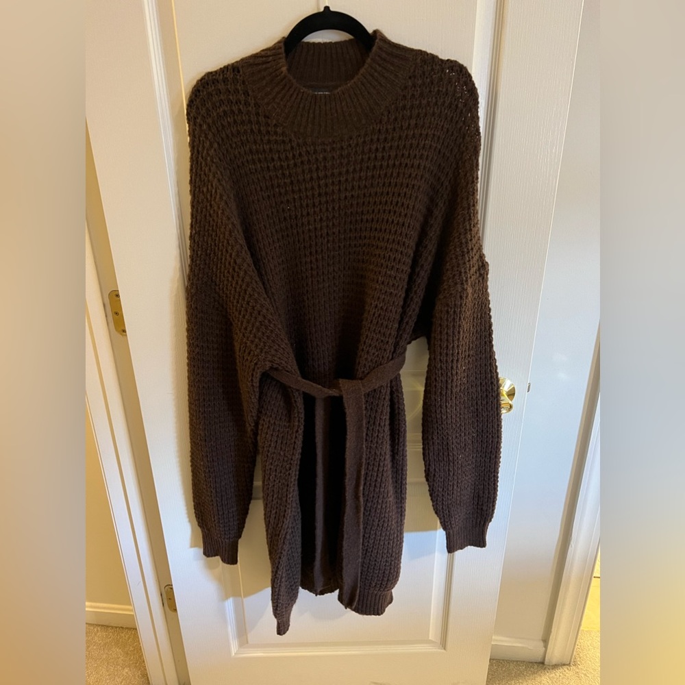Brown sweater dress - Pretty Little Thing - Size large